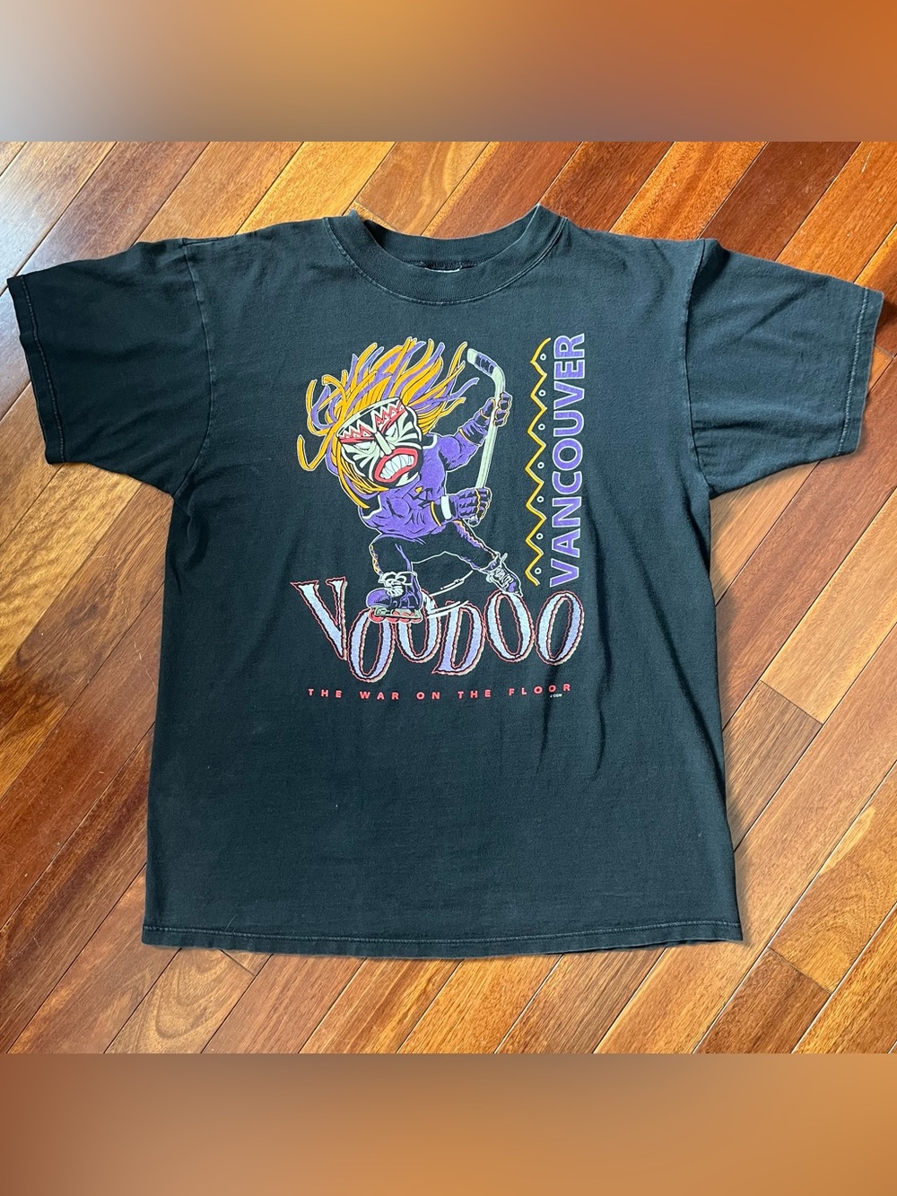 Vintage Vancouver Voodoo RHI Roller Hockey War on the Floor T-Shirt Large 90s